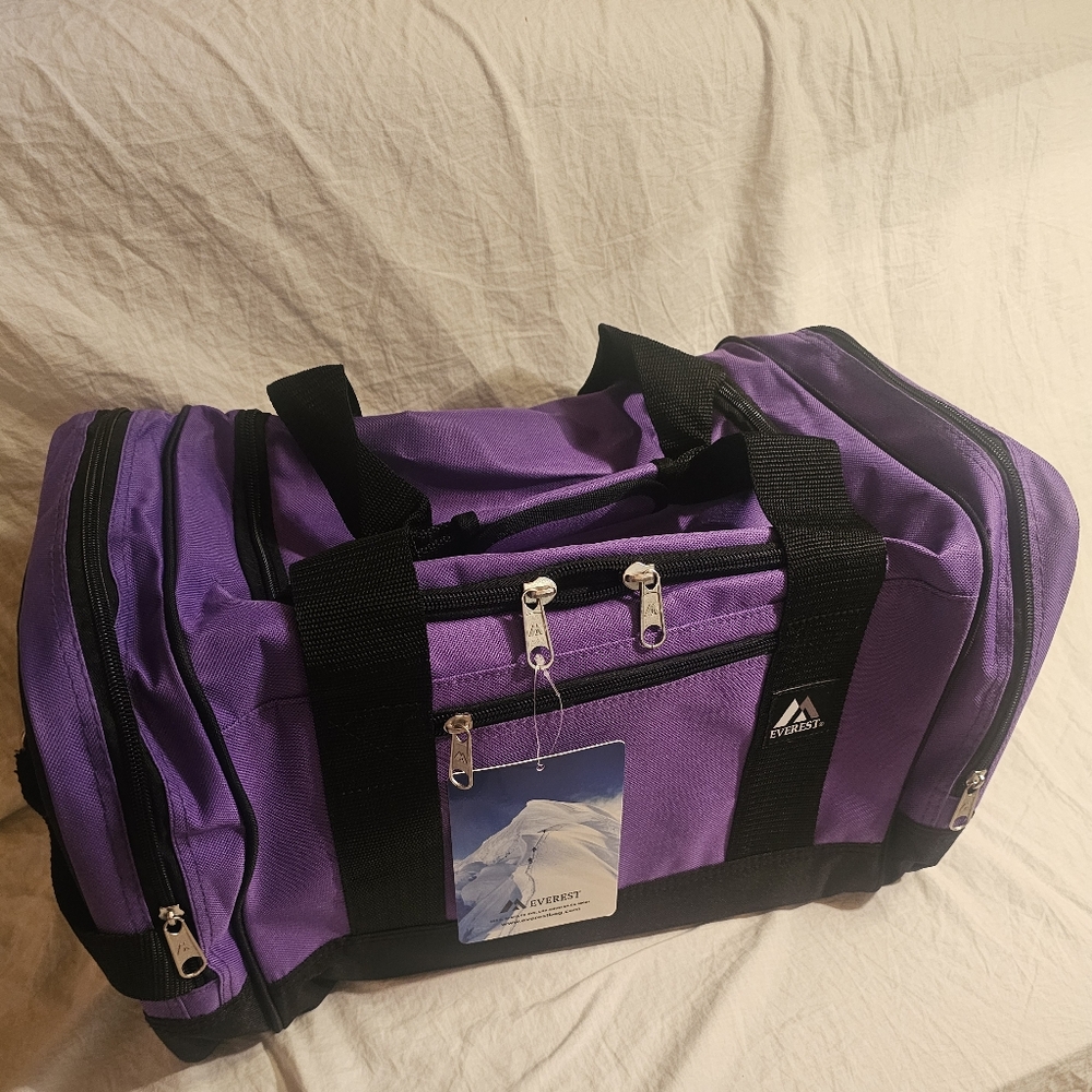 Everest Purple Duffel Travel Bag NWT